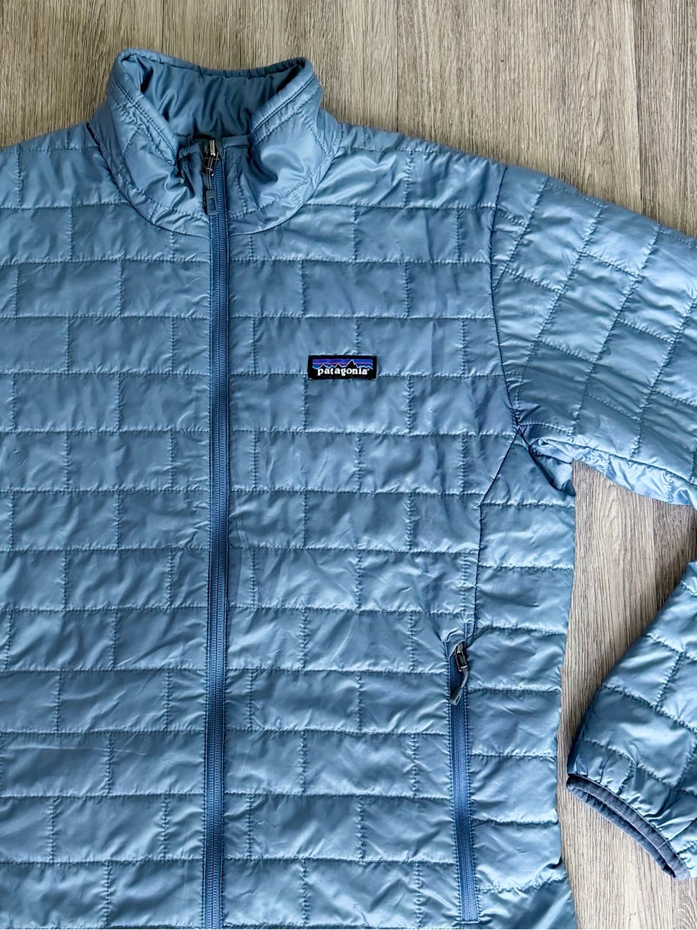 2025 Patagonia Nano Puff Mens Small (Womens Medium) Powder Blue Puffer Jacket